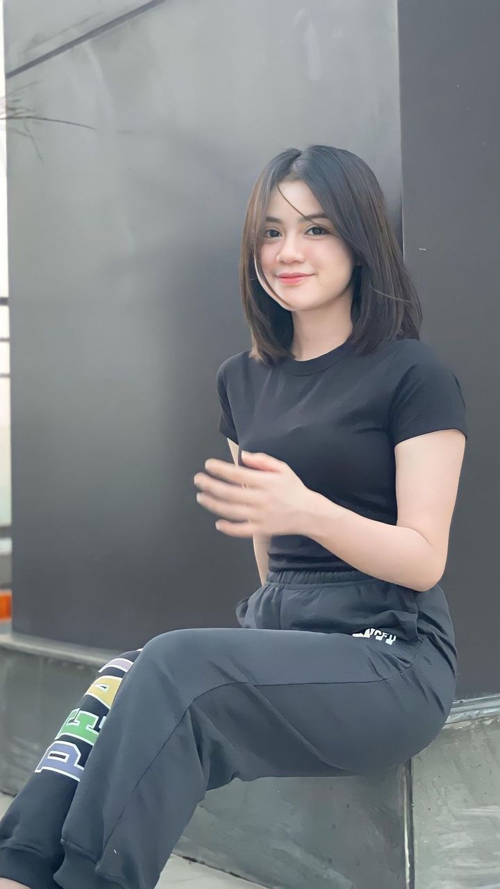 Pramitha Herlina Sari (MITHA) 19 Tahun